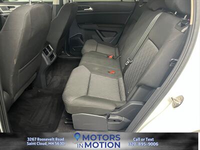 2018 Volkswagen Atlas V6 Launch Edition 4Motion AWD - Photo 16 - Saint Cloud, MN 56301