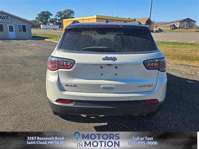 2020 Jeep Compass Limited 4WD w/Sunroof   - Photo 4 - Saint Cloud, MN 56301