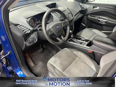 2017 Ford Escape SE AWD   - Photo 9 - Saint Cloud, MN 56301