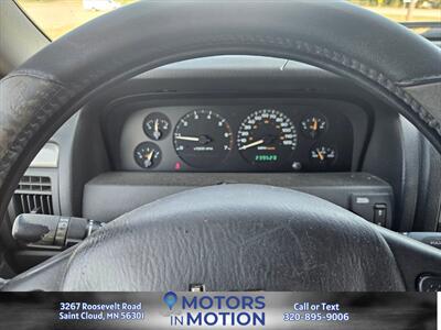 2004 Jeep Grand Cherokee Laredo - Photo 13 - Saint Cloud, MN 56301