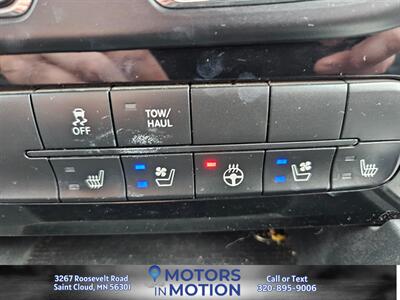 2017 RAM 1500 Crew Cab Sport 4x4 - Photo 13 - Saint Cloud, MN 56301