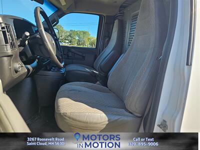 2017 Chevrolet Express 2500 6.0L   - Photo 13 - Saint Cloud, MN 56301