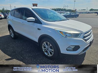 2017 Ford Escape SE AWD w/Panoramic Sunroof   - Photo 4 - Saint Cloud, MN 56301