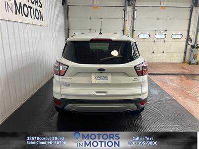 2017 Ford Escape SE AWD w/Panoramic roof   - Photo 7 - Saint Cloud, MN 56301
