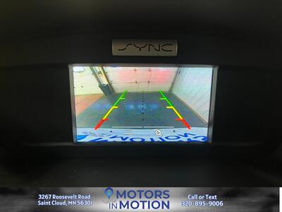 2017 Ford Escape SE AWD w/Panoramic roof   - Photo 13 - Saint Cloud, MN 56301