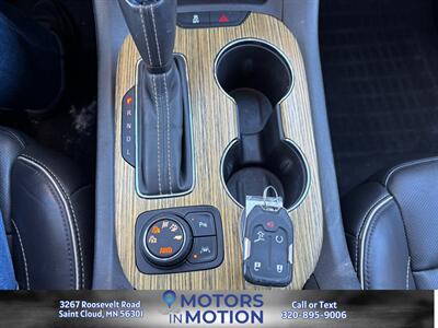 2017 GMC Acadia Denali AWD w/Sunroof   - Photo 12 - Saint Cloud, MN 56301