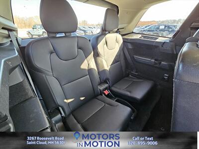 2017 Volvo XC90 T6 Momentum AWD w/Sunroof   - Photo 17 - Saint Cloud, MN 56301