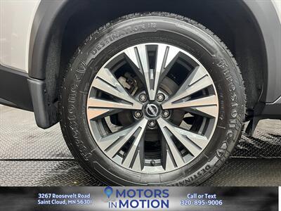 2023 Nissan Rogue SV AWD - Photo 9 - Saint Cloud, MN 56301