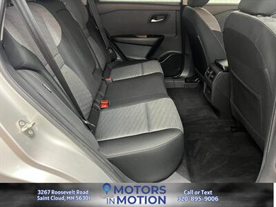 2023 Nissan Rogue SV AWD - Photo 17 - Saint Cloud, MN 56301