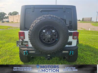 2015 Jeep Wrangler Unlimited Willys Wheeler Edition   - Photo 7 - Saint Cloud, MN 56301