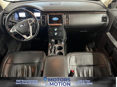 2016 Ford Flex SEL AWD - Photo 11 - Saint Cloud, MN 56301