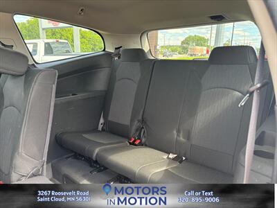 2016 Chevrolet Traverse LT AWD - Photo 11 - Saint Cloud, MN 56301