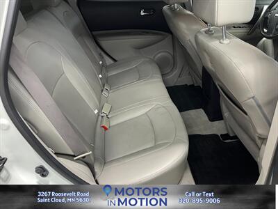 2013 Nissan Rogue SV AWD   - Photo 18 - Saint Cloud, MN 56301
