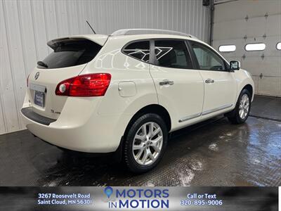 2013 Nissan Rogue SV AWD   - Photo 5 - Saint Cloud, MN 56301