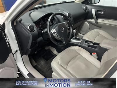 2013 Nissan Rogue SV AWD   - Photo 9 - Saint Cloud, MN 56301