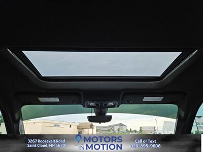 2019 GMC Sierra 1500 AT4 4x4 w/Sunroof   - Photo 12 - Saint Cloud, MN 56301