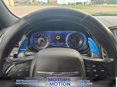 2019 Chrysler 300 S AWD   - Photo 10 - Saint Cloud, MN 56301