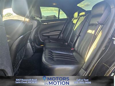 2019 Chrysler 300 S AWD   - Photo 15 - Saint Cloud, MN 56301