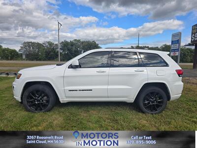 2018 Jeep Grand Cherokee Altitude 4WD   - Photo 2 - Saint Cloud, MN 56301