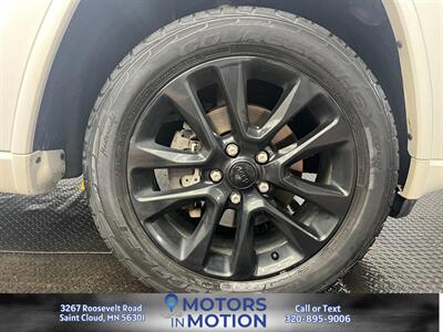 2018 Jeep Grand Cherokee Altitude 4WD   - Photo 19 - Saint Cloud, MN 56301
