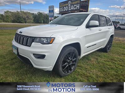 2018 Jeep Grand Cherokee Altitude 4WD   - Photo 1 - Saint Cloud, MN 56301