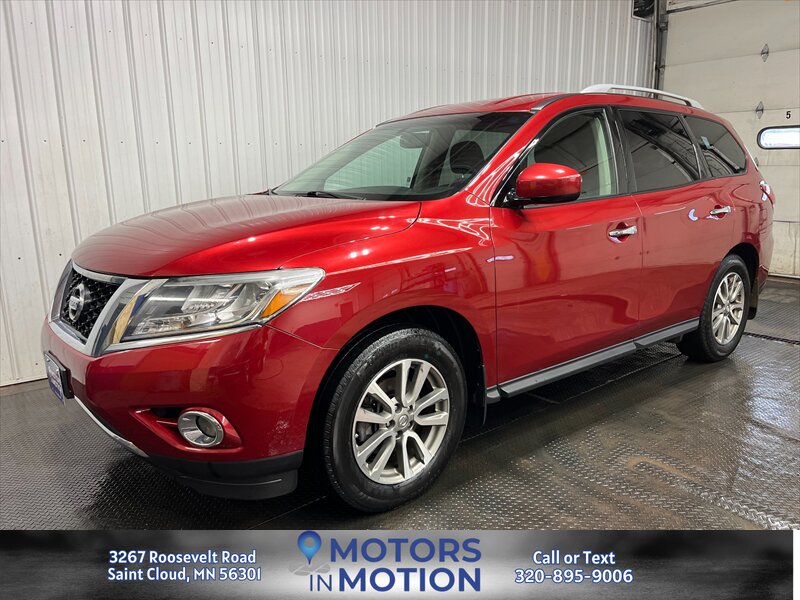 2015 Nissan Pathfinder S AWD  