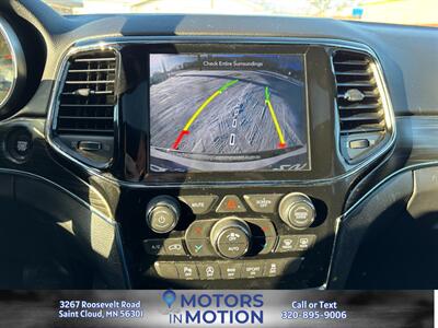 2020 Jeep Grand Cherokee Limited AWD w/Sunroof   - Photo 11 - Saint Cloud, MN 56301