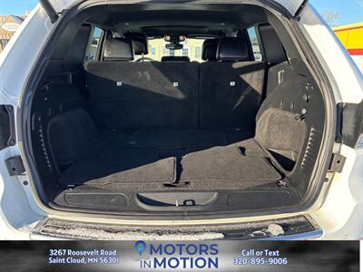 2020 Jeep Grand Cherokee Limited AWD w/Sunroof   - Photo 15 - Saint Cloud, MN 56301