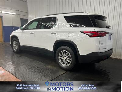 2022 Chevrolet Traverse LT AWD   - Photo 3 - Saint Cloud, MN 56301