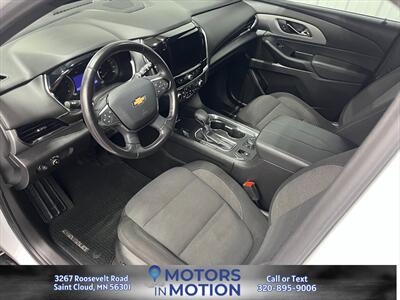 2022 Chevrolet Traverse LT AWD   - Photo 9 - Saint Cloud, MN 56301