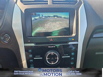 2015 Ford Explorer Limited 4WD w/Sunroof   - Photo 11 - Saint Cloud, MN 56301