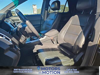2015 Ford Explorer Limited 4WD w/Sunroof   - Photo 13 - Saint Cloud, MN 56301