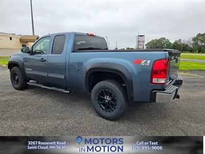 2012 GMC Sierra 1500 SLE 4x4   - Photo 8 - Saint Cloud, MN 56301