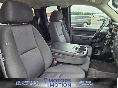 2012 GMC Sierra 1500 SLE 4x4   - Photo 14 - Saint Cloud, MN 56301