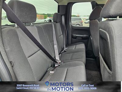 2012 GMC Sierra 1500 SLE 4x4   - Photo 16 - Saint Cloud, MN 56301