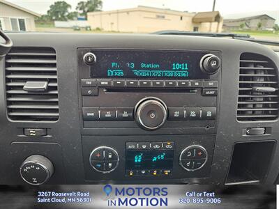 2012 GMC Sierra 1500 SLE 4x4   - Photo 12 - Saint Cloud, MN 56301