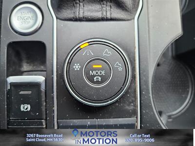 2019 Volkswagen Atlas V6 SE 4Motion AWD   - Photo 12 - Saint Cloud, MN 56301