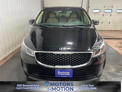 2018 Kia Sedona LX - Photo 8 - Saint Cloud, MN 56301