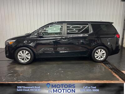 2018 Kia Sedona LX - Photo 2 - Saint Cloud, MN 56301