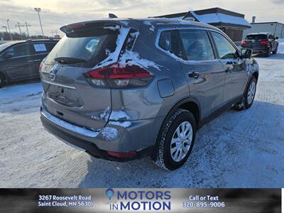 2017 Nissan Rogue S AWD - Photo 5 - Saint Cloud, MN 56301