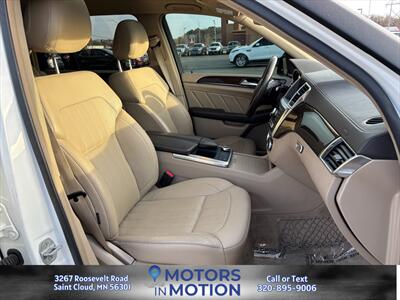 2016 Mercedes-Benz GL 450 4MATIC AWD w/Sunroof   - Photo 16 - Saint Cloud, MN 56301