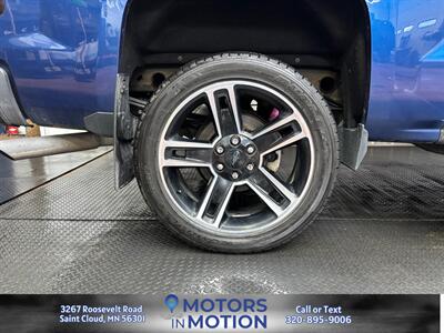 2017 Chevrolet Silverado 1500 LT Z71 4x4   - Photo 8 - Saint Cloud, MN 56301