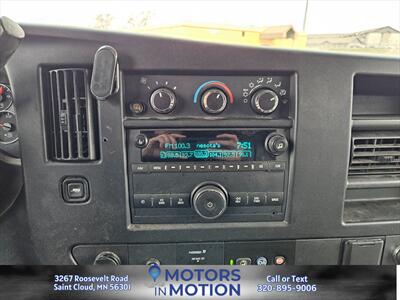 2019 Chevrolet Express 2500 6.0L   - Photo 9 - Saint Cloud, MN 56301