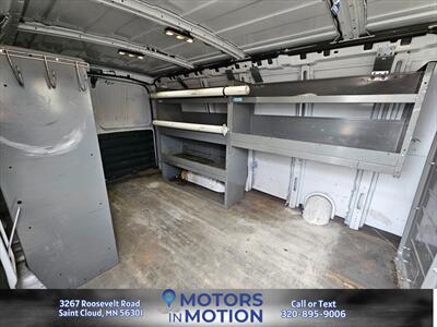 2019 Chevrolet Express 2500 6.0L   - Photo 12 - Saint Cloud, MN 56301