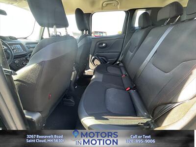 2020 Jeep Renegade Trailhawk 4WD - Photo 15 - Saint Cloud, MN 56301
