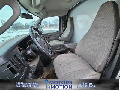 2020 Chevrolet Express 3500 12ft Box   - Photo 11 - Saint Cloud, MN 56301