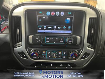 2018 GMC Sierra 1500 SLT 4x4   - Photo 12 - Saint Cloud, MN 56301