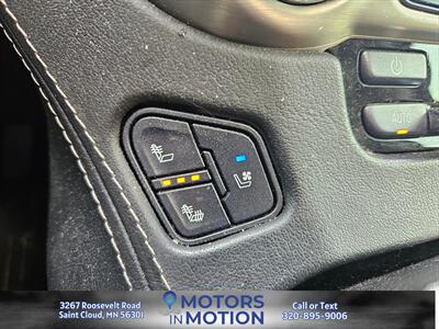 2019 GMC Yukon XL Denali 6.2L 4x4 - Photo 12 - Saint Cloud, MN 56301