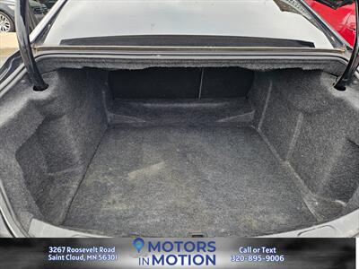 2018 Chevrolet Impala Premier 3.6   - Photo 15 - Saint Cloud, MN 56301