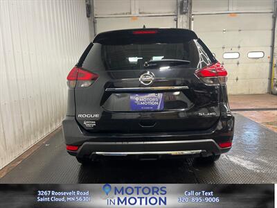 2017 Nissan Rogue SL AWD w/Sunroof   - Photo 4 - Saint Cloud, MN 56301